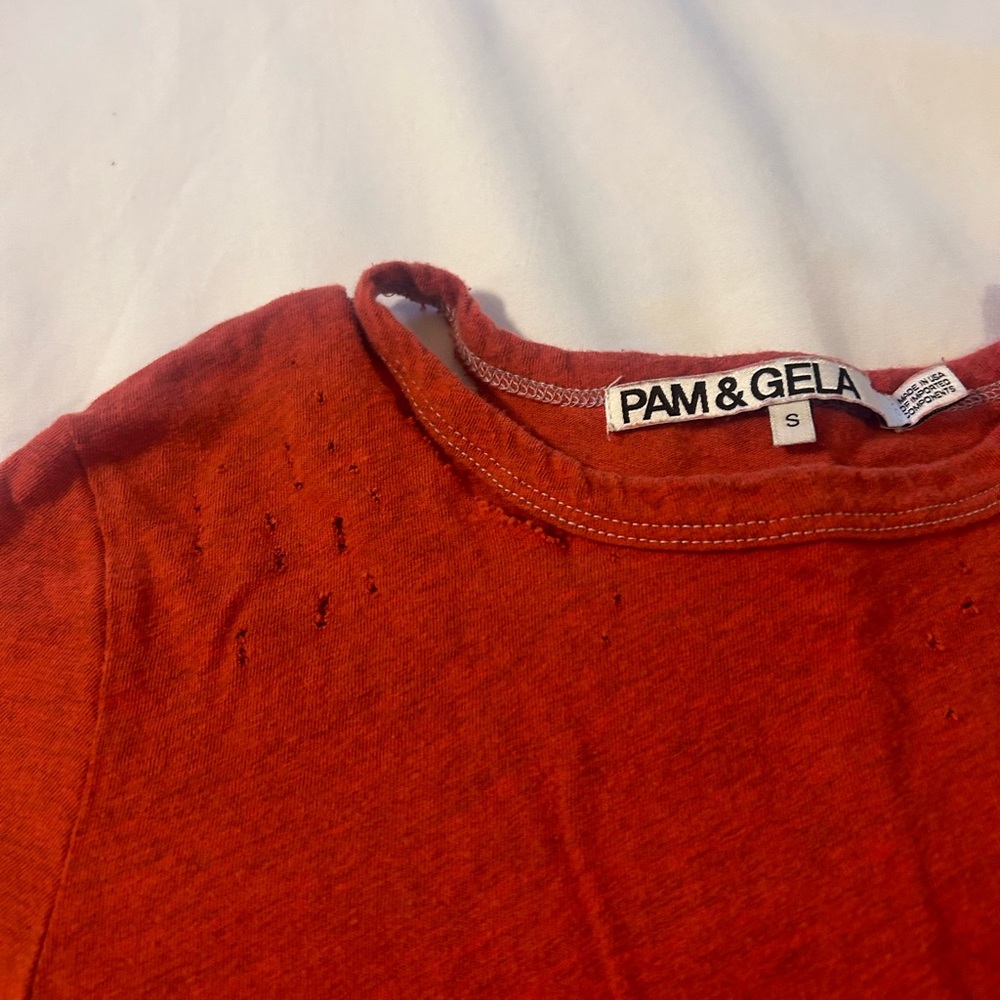 EUC Pam & gela size small t-shirt - Picture 3 of 4